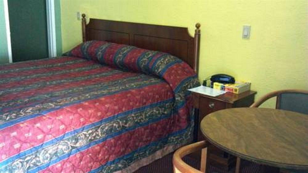Travel Eagle Inn Motel ลองบีช ภายนอก รูปภาพ