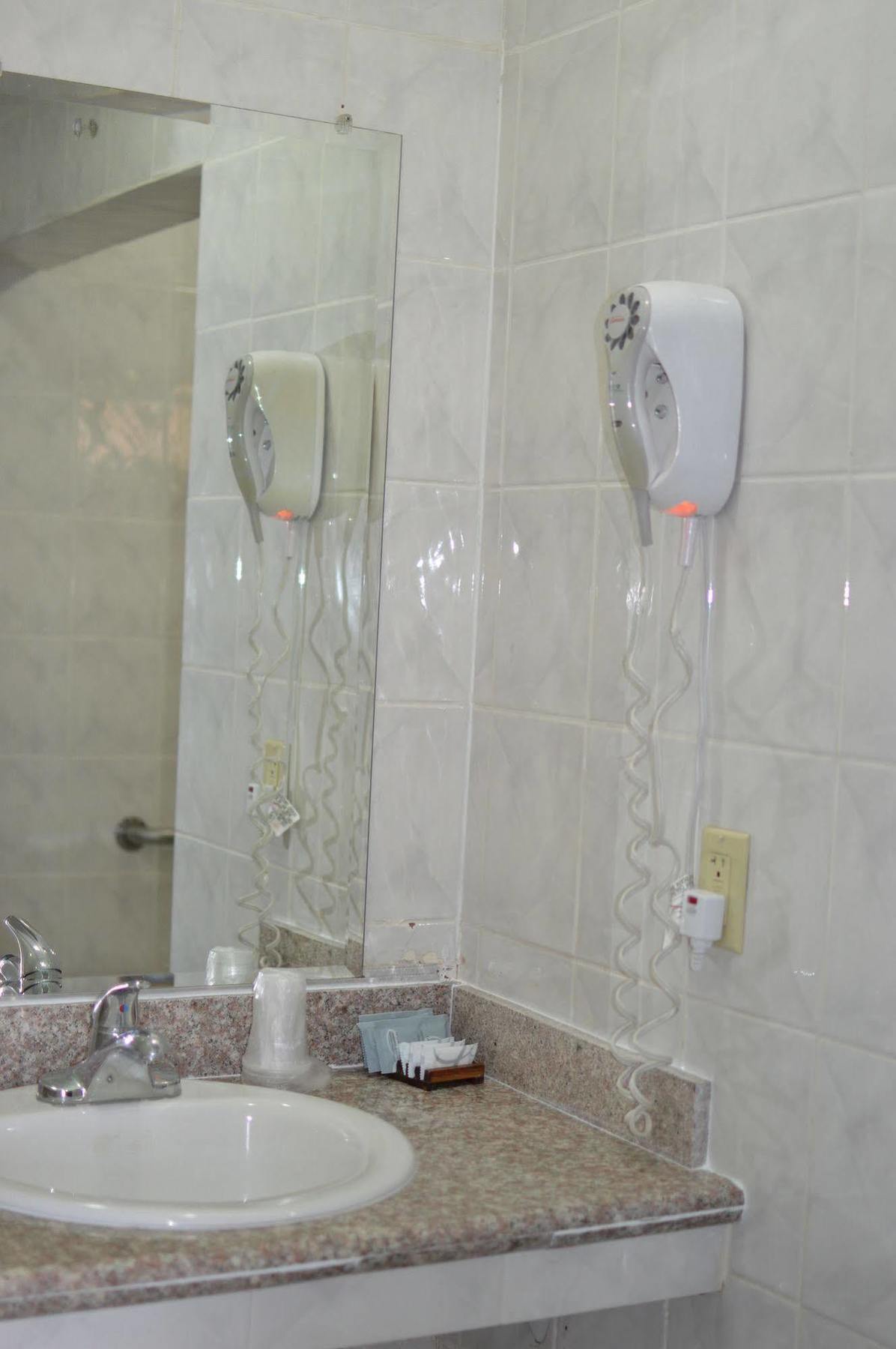 Travel Eagle Inn Motel ลองบีช ภายนอก รูปภาพ